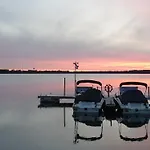 Insko-domek 20 Metrow Od Plazy Ińsko