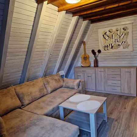 Domek alpejski Insko-domek 20 Metrow Od Plazy *